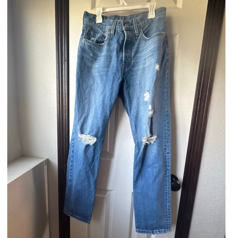 Levi's 501 Original Distressed Denim Jeans Women's Size 26x30 Medium Wash